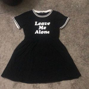 Hot Topic dress black with white details